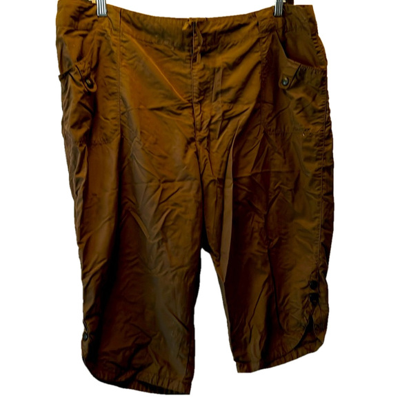 REI Pants - REI Shorts, SZ 20W, Waist 21"W/Adjustable tie, Length 29", Quick Dry, SPF 50,